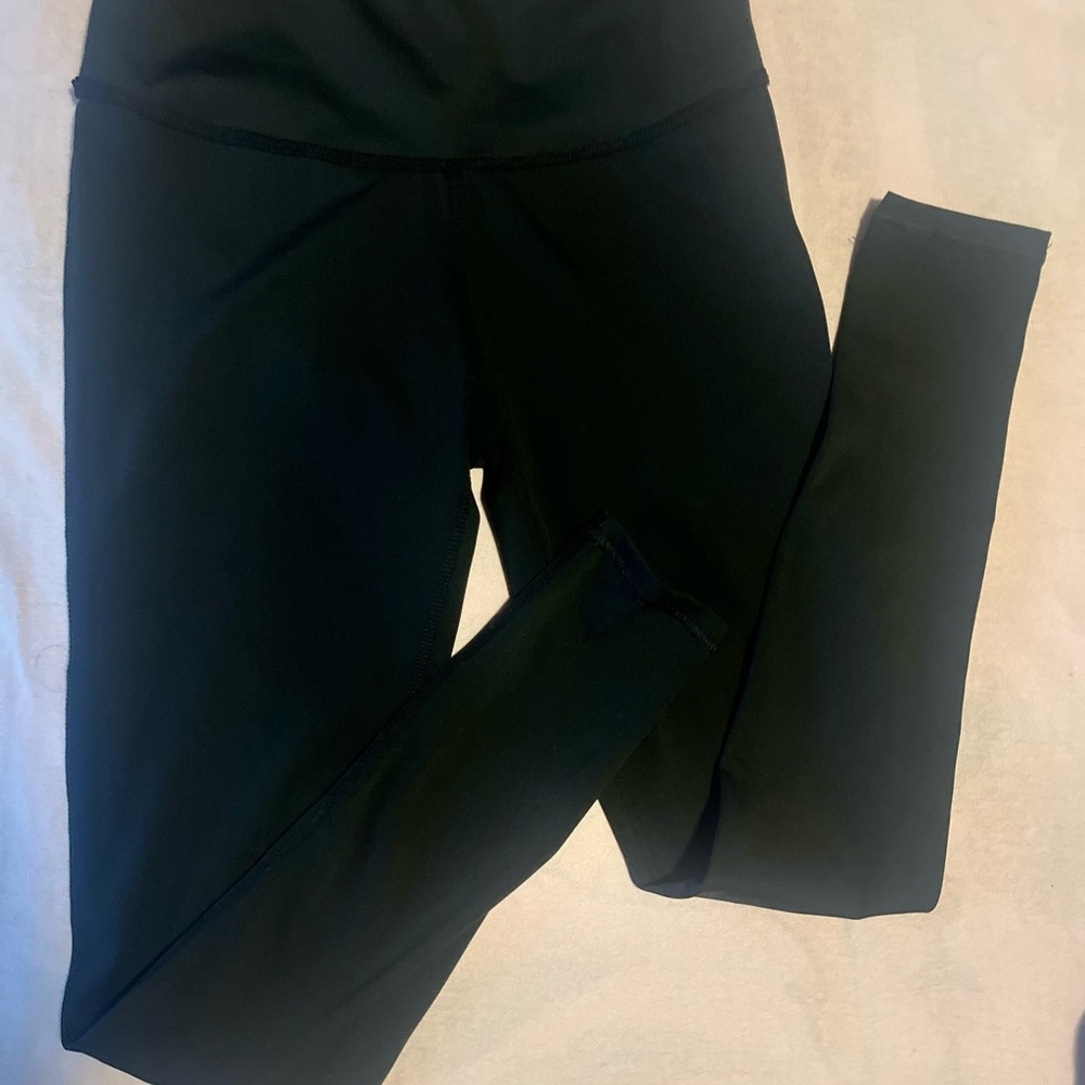 New Without Tags- Black QUEENIEKE Women Yoga Leggings High Waisted Size Small